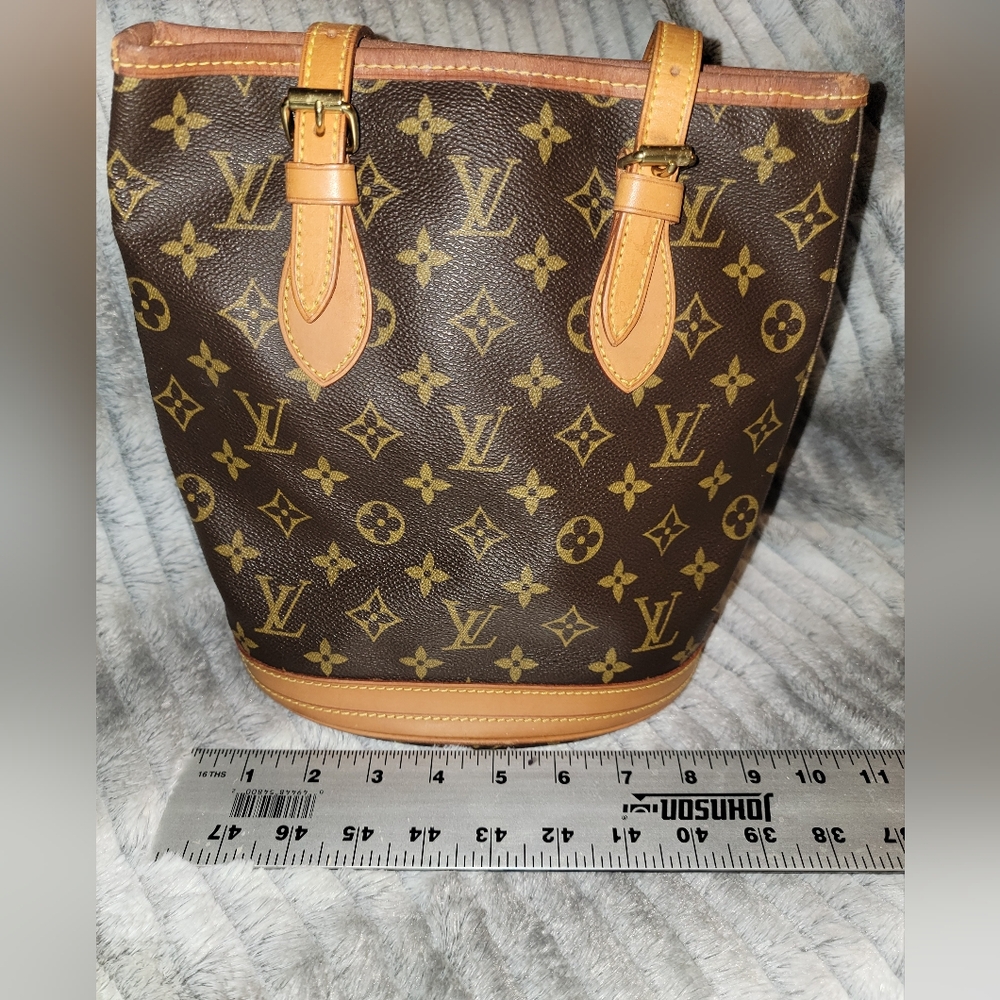 FIRM Vintage LV Monogram Bucket Bag - Picture 15 of 16